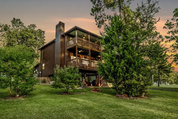 48 Hillsborough Drive, Huntsville, TX 77340