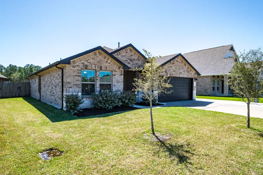 113 Big Spring Drive, Anahuac, TX 77514 - #2