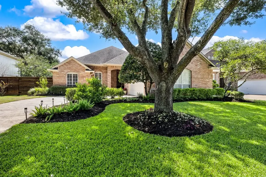 4 Crestwood Circle, Sugar Land, TX 77478 - #2