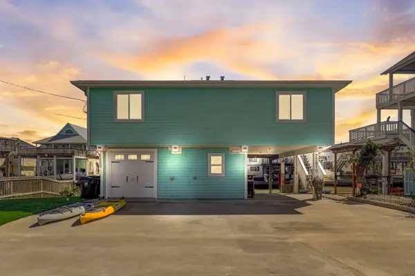 22819 Vida Street, Galveston, TX 77554