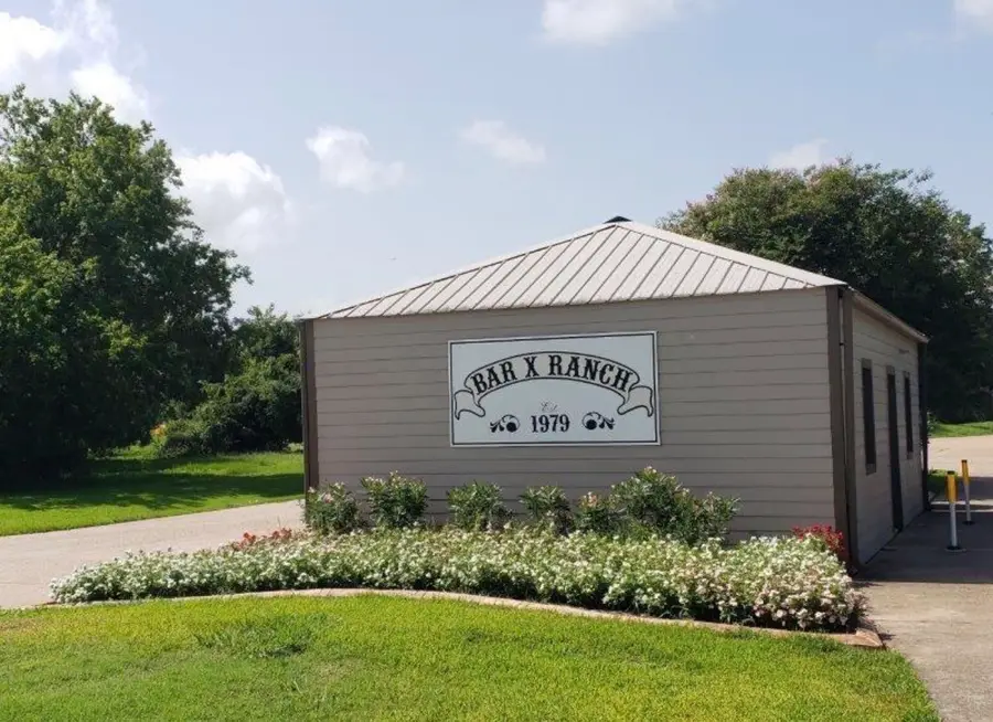 116 Brahman, Angleton, TX 77515 - Image #3