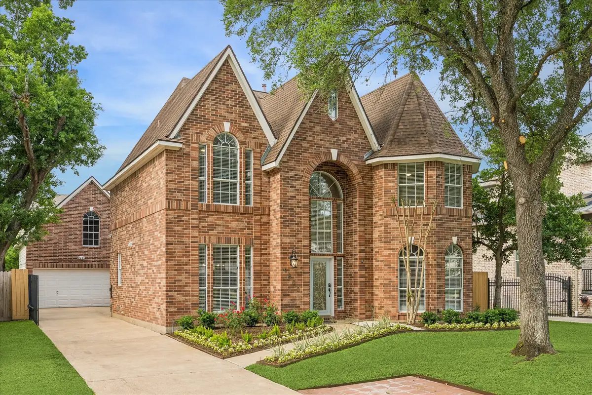 4800 Holly Street, Bellaire, TX 77401 - #1