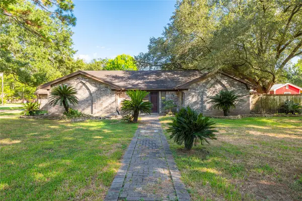 6903 Meadowlark Lane, Alvin, TX 77511