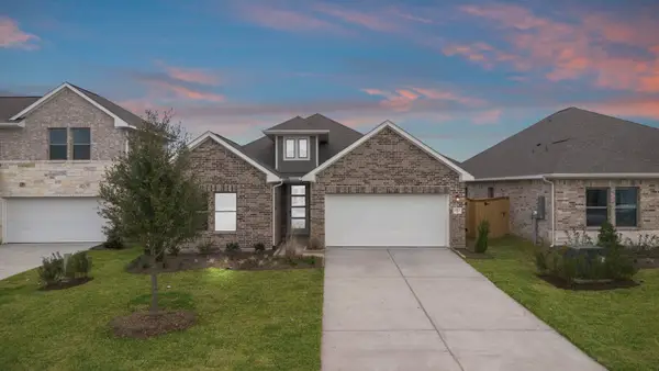 1911 Stargazer Lane, Angleton, TX 77515