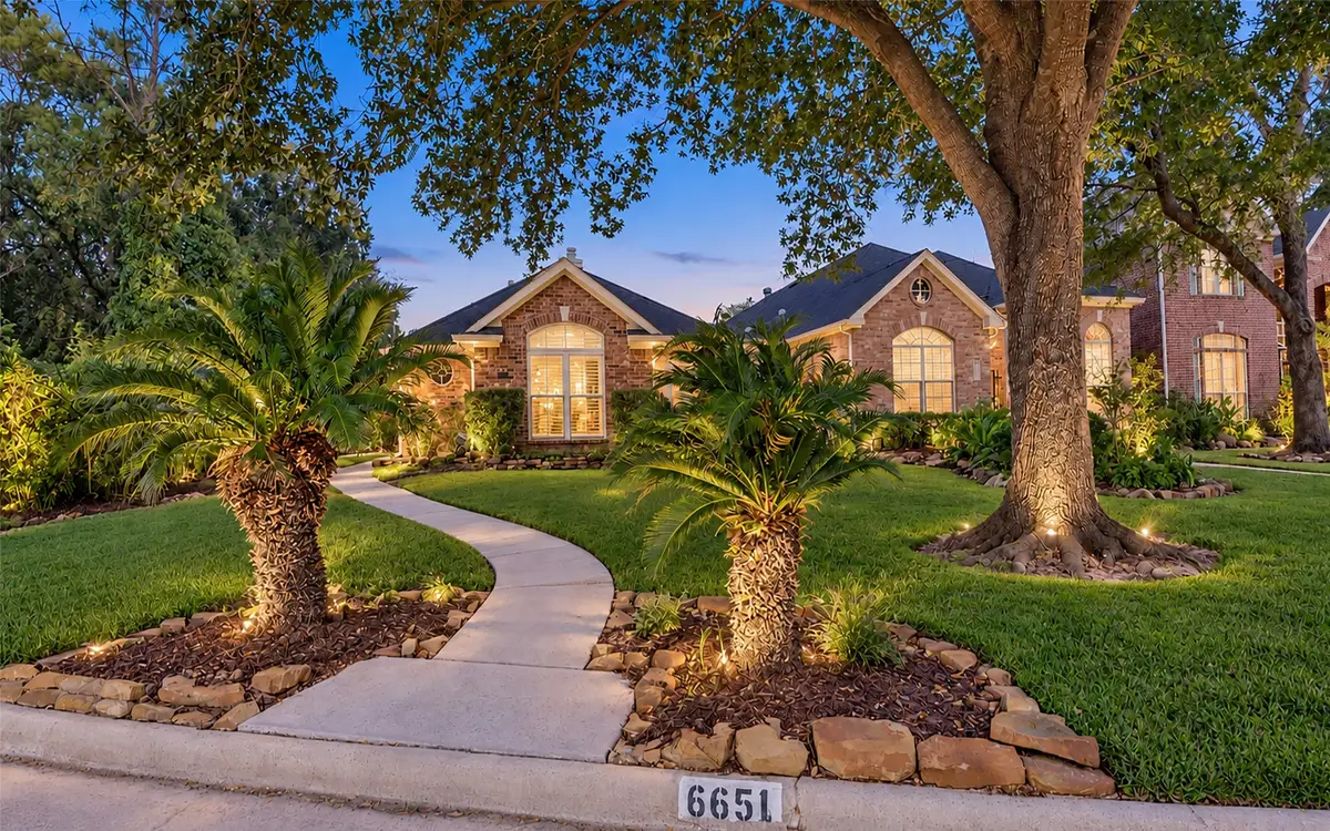 6651 Camptown Circle, Houston, TX 77069 - #1