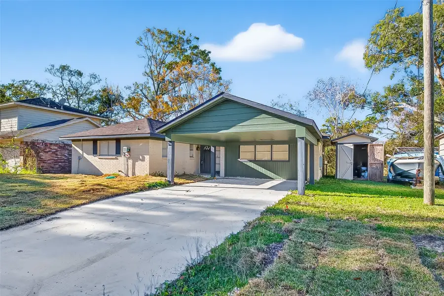 7814 Pin Oak Road, Alvin, TX 77511 - Image #3