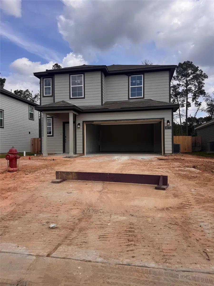 10771 Red Flagstone Drive, Conroe, TX 77306 - Image #2