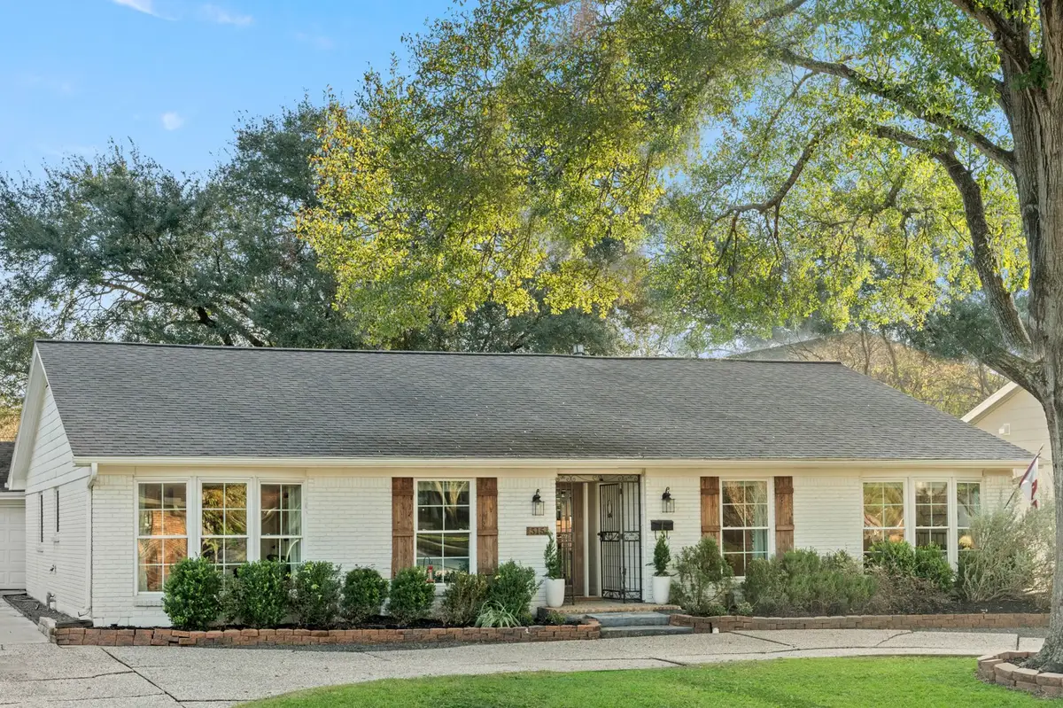 515 Blue Willow Drive, Houston, TX 77042 - Image #1