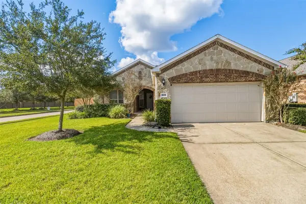 1546 Tuscan Village Drive, League City, TX 77573