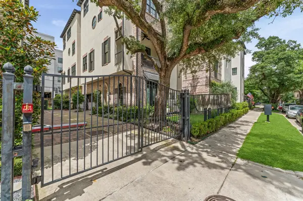 1308 Castle Court #A, Houston, TX 77006