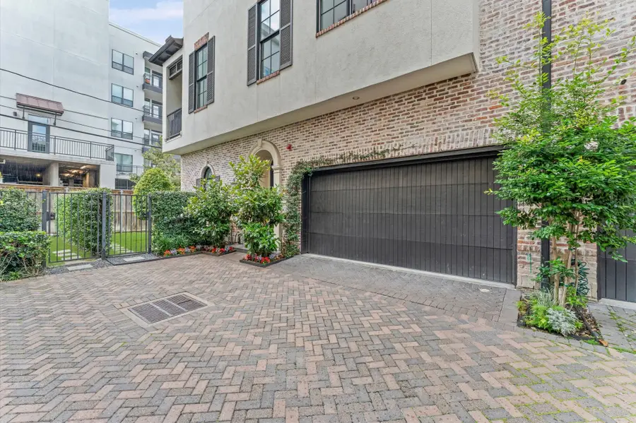 1308 Castle Court #A, Houston, TX 77006 - #2