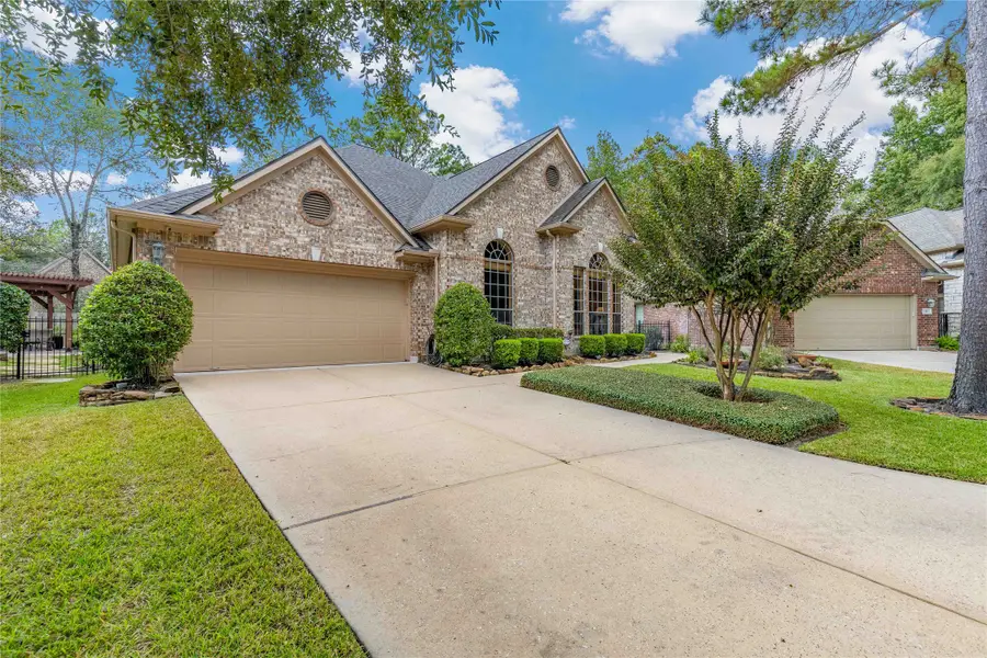 7 N Spring Brook Ct, The Woodlands, TX 77382 - #2