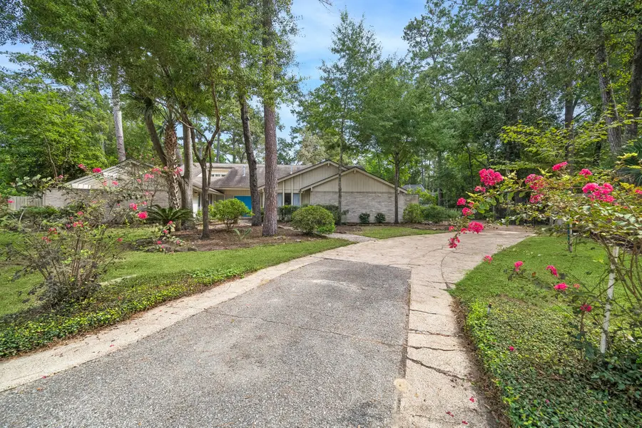 2310 Mill Lake Drive, Kingwood, TX 77339 - #2