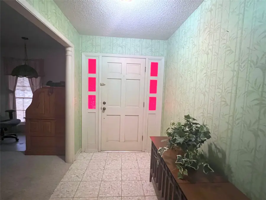 270 Bode Street, El Campo, TX 77437 - Image #2