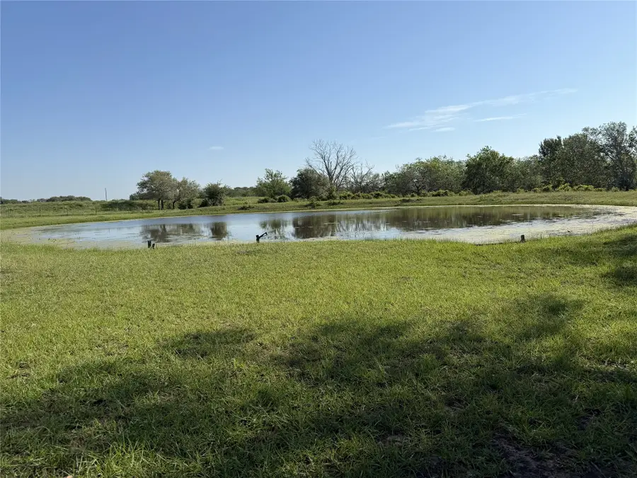 215 County Road 233, Hallettsville, TX 77964 - #2