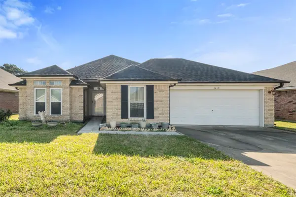 3460 Lake Arthur Drive, Port Arthur, TX 77642