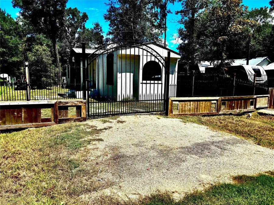 298 Cloverdale Street, Livingston, TX 77351 - #3