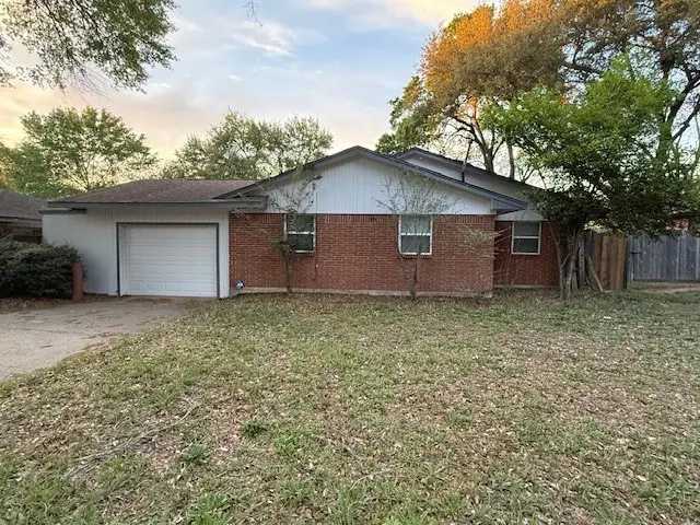 584 Elm Street, Prairie View, TX 77484 - #2