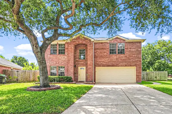 9904 Fair Brook Way, Pearland, TX 77584