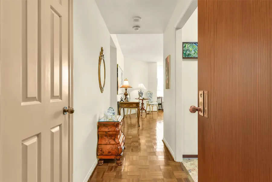15 Greenway Plaza #3B, Houston, TX 77046 - #2