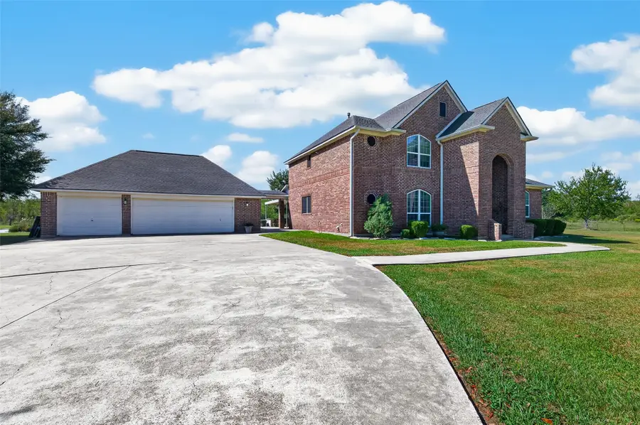 4220 County Road 203, Liverpool, TX 77577 - #2