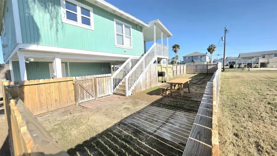 16623 Jolly Roger Road, Galveston, TX 77554 - Image #3