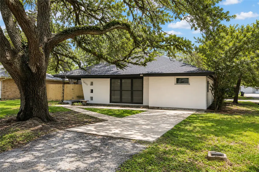 2400 Carrington Street, Bay City, TX 77414 - #2