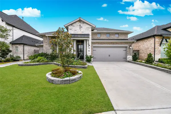 5042 Albany Shores Lane, Fulshear, TX 77441