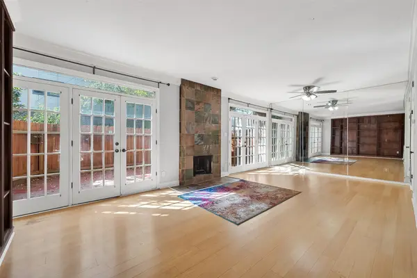 2100 Tanglewilde Street #51, Houston, TX 77063