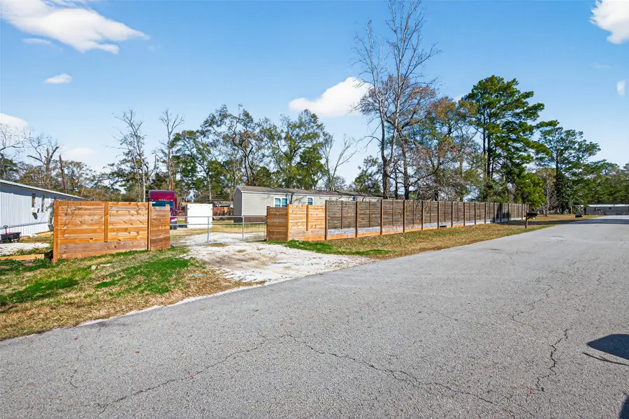 21219 Brazos Drive, New Caney, TX 77357 - Image #3