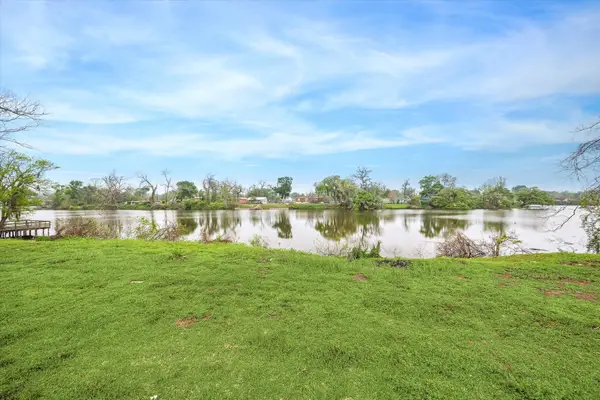 201 Smilie Road Crossing Road, Angleton, TX 77515