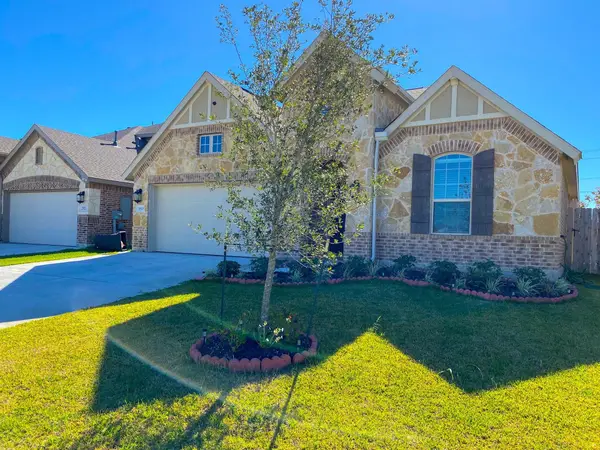 2923 Millstream Court, Dickinson, TX 77539