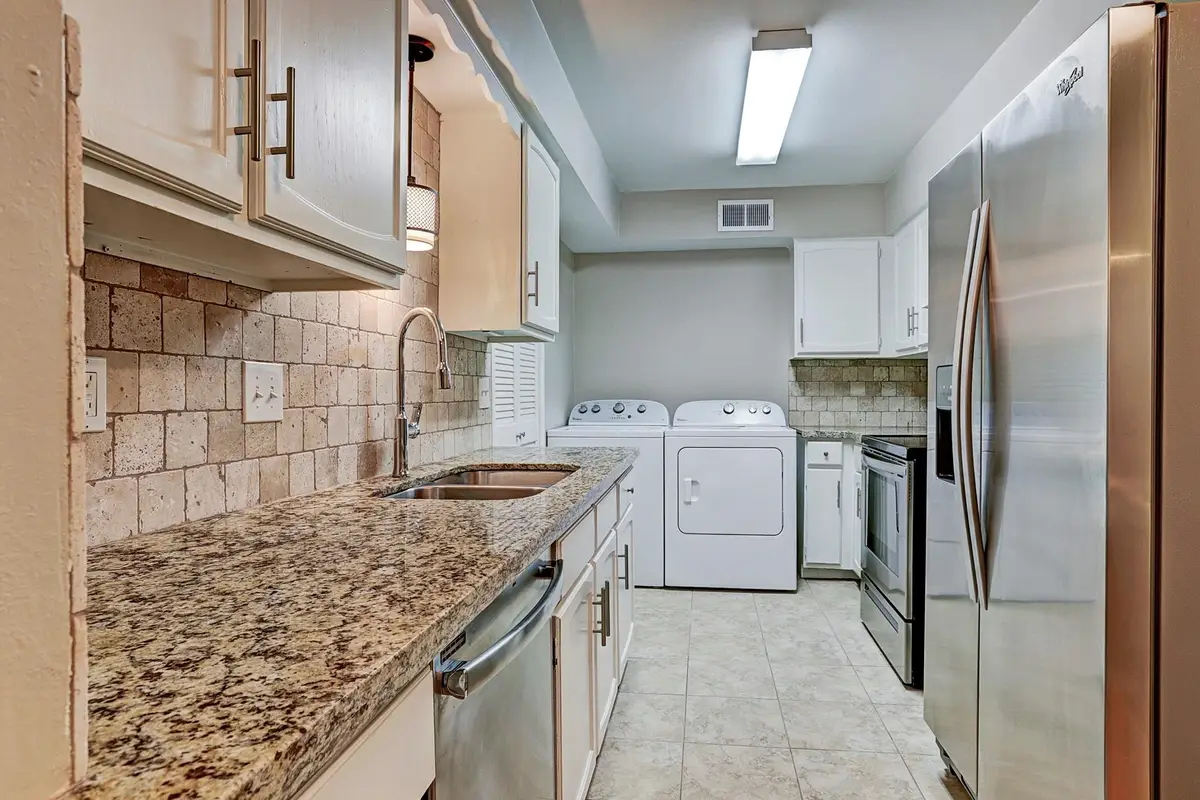 357 N Post Oak Lane #209, Houston, TX 77024 - Image #1