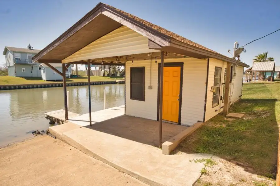 803 County Road 202, Sargent, TX 77414 - Image #3