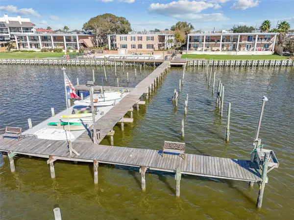 3535 Nasa Rd 1 #57, Seabrook, TX 77586