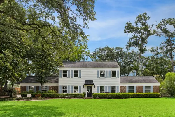 934 Moss Spring Lane, Hedwig Village, TX 77024