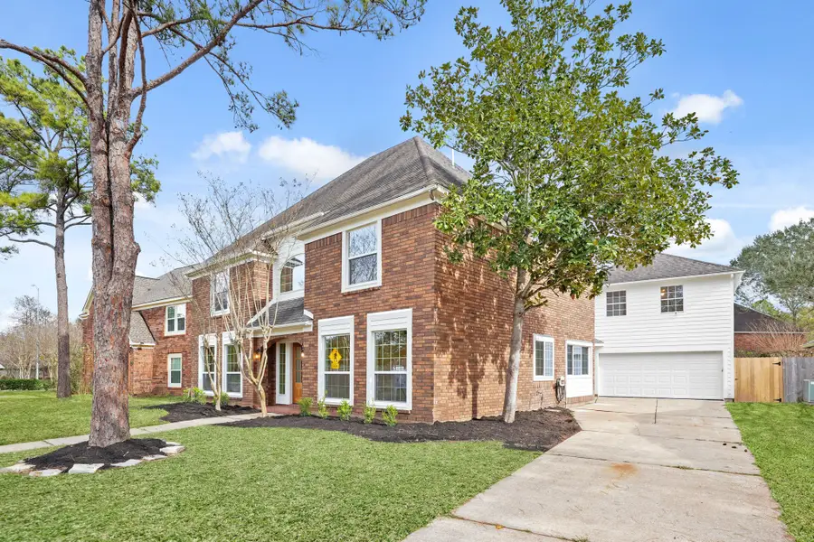 4407 Knightsbridge Boulevard, Sugar Land, TX 77479 - Image #3