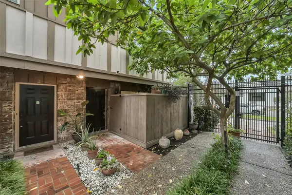 2574 Marilee Lane #1, Houston, TX 77057