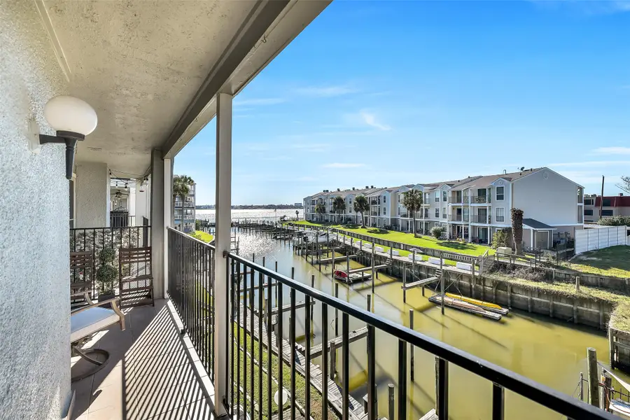 4011 Nasa Rd 1 Parkway #512, El Lago, TX 77586 - #2