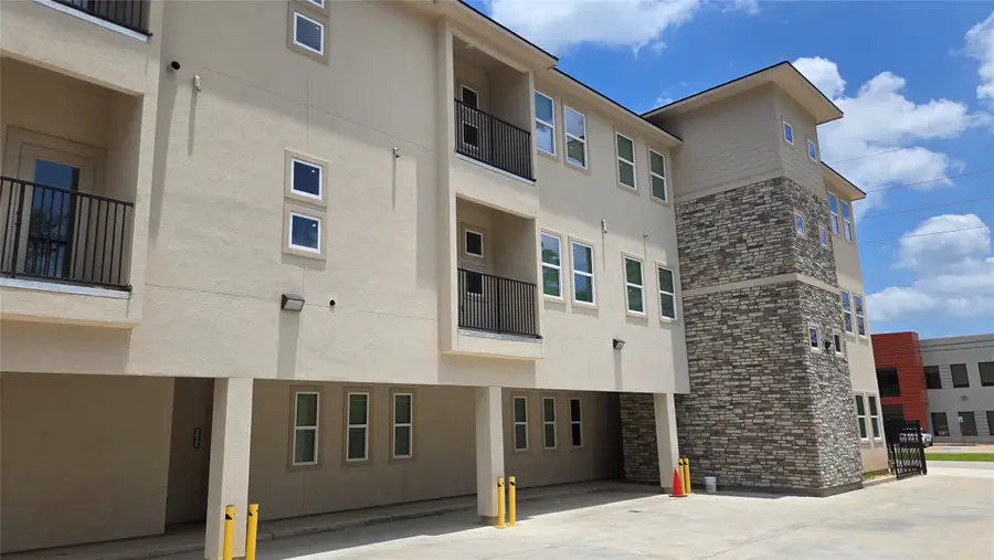 26307 Oak Ridge Dr #1105, The Woodlands, TX 77380 - #3