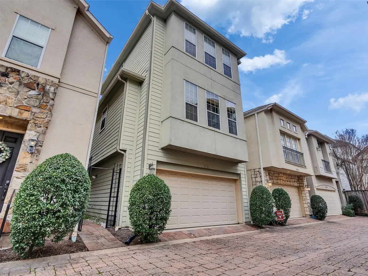 5976 Kansas Street, Houston, TX 77007 - Image #1