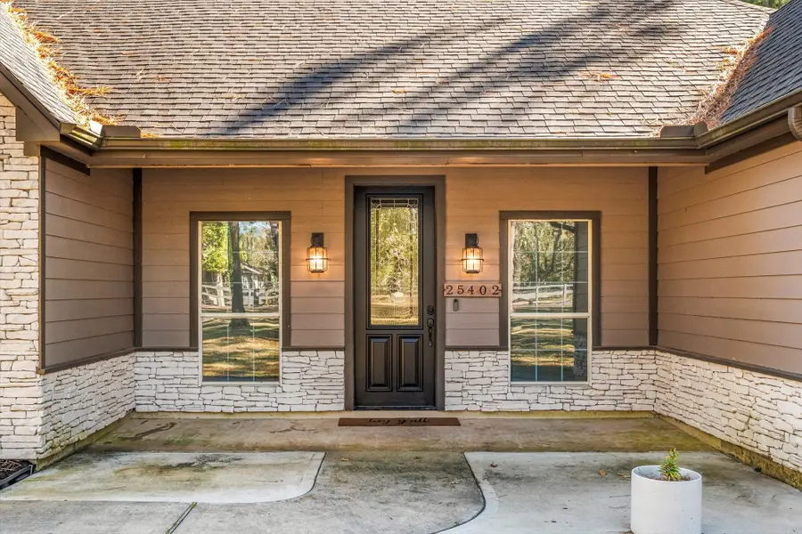 25402 Holly Oaks Court, Magnolia, TX 77355 - Image #3