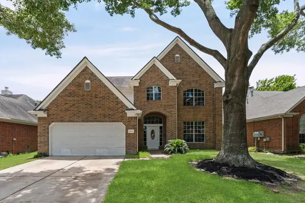 19731 Oakwood Falls Trail, Houston, TX 77084