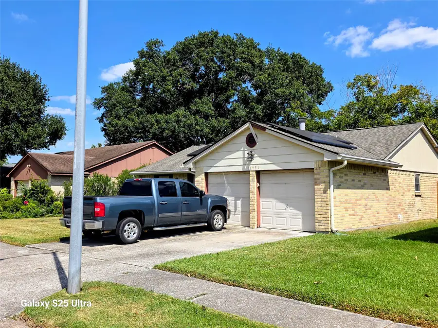 11950 Elk Springs Drive, Houston, TX 77067 - Image #2