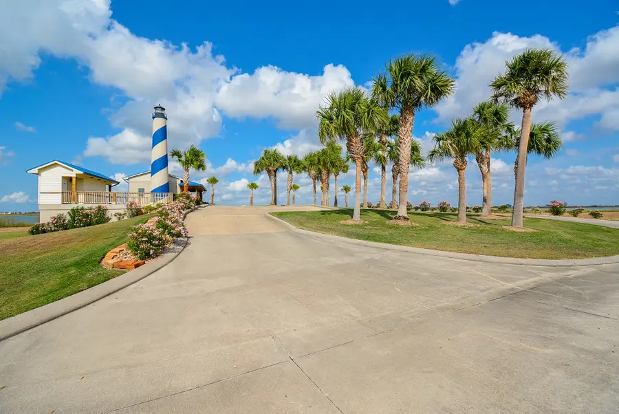 3007 Palm Coast Lane, Palacios, TX 77465 - #2