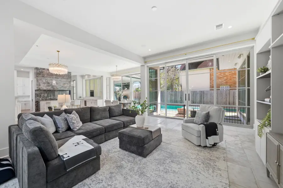 2615 Yupon Street, Houston, TX 77006 - #3