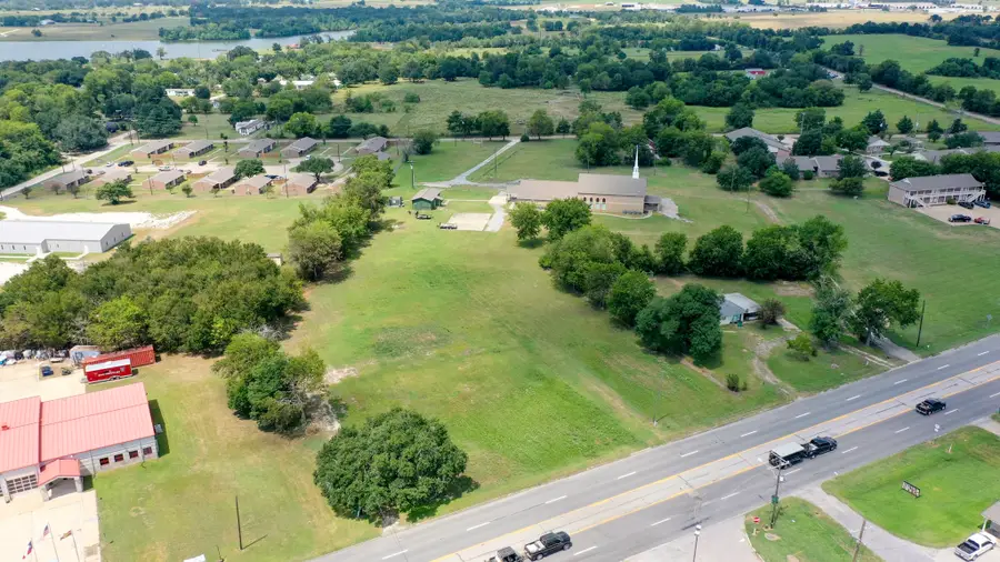 1623 & 1677 E Main Street, Madisonville, TX 77864 - #2