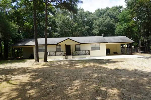 171 Mustang Road, Cleveland, TX 77328
