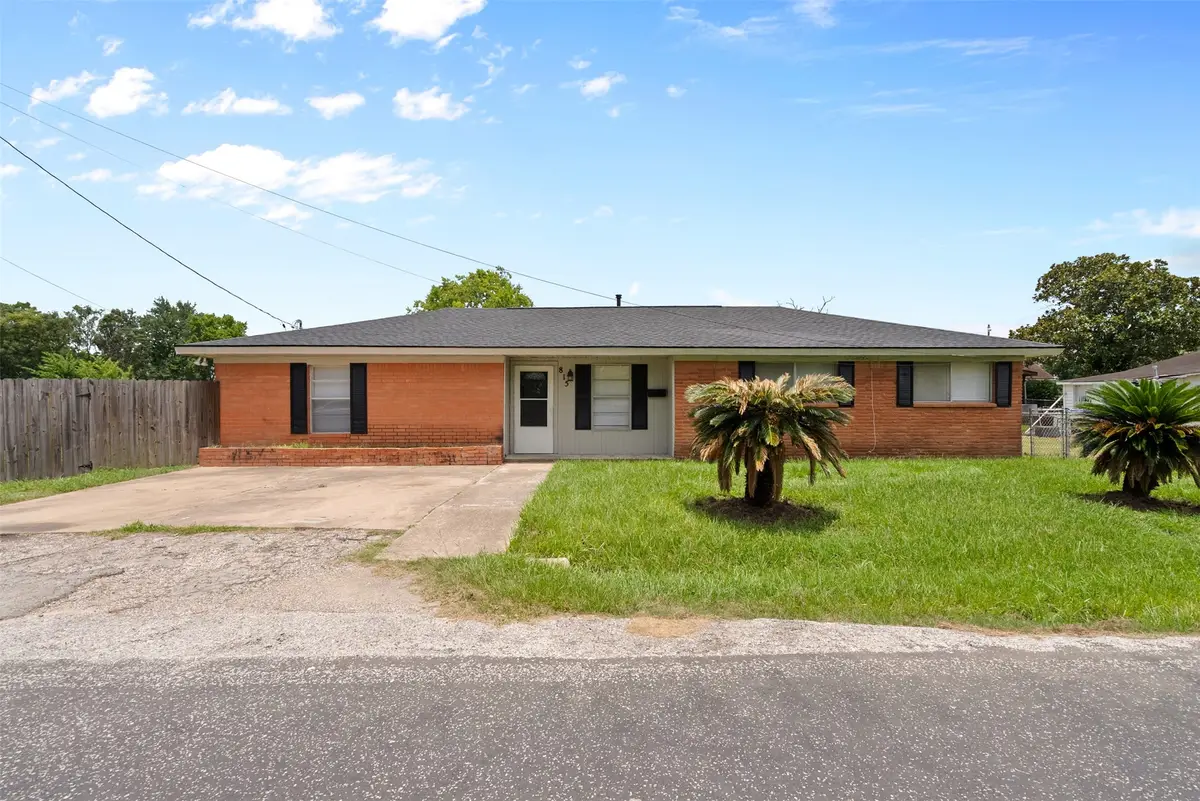 815 Rugeley Street, Bay City, TX 77414 - #1
