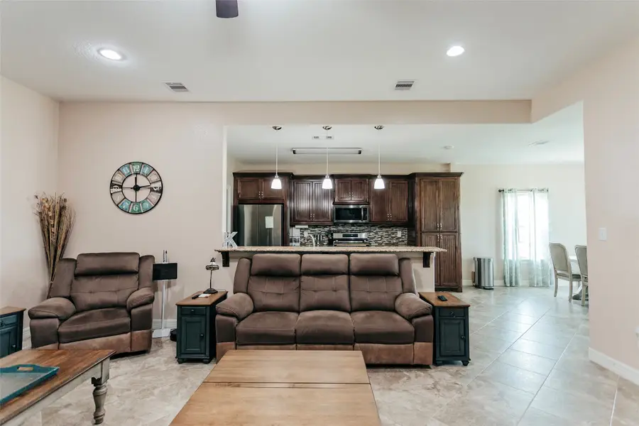 722 Bunkhouse Trail, Angleton, TX 77515 - #3